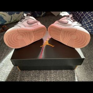 NWOT Never worn- baby hit a growth spurt and they will not fit. Size 3.